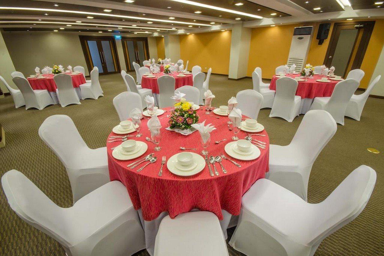เฟอร์ซอล โฮเต็ล เปอร์โต ปรินเชสซา Hotel Puerto Princesa ภายนอก รูปภาพ
