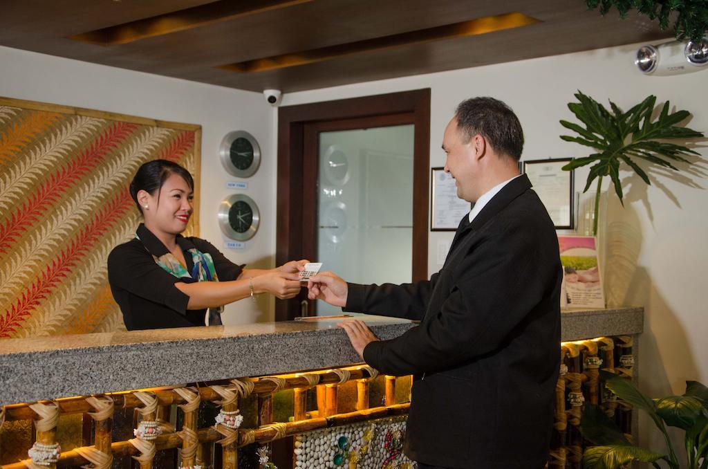 เฟอร์ซอล โฮเต็ล เปอร์โต ปรินเชสซา Hotel Puerto Princesa ภายนอก รูปภาพ